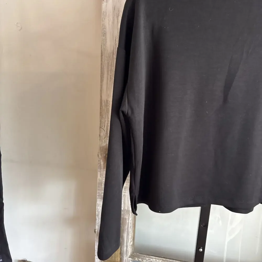 Women’s Elie Tahari Cropped Oversize Black Blouse Size Medium